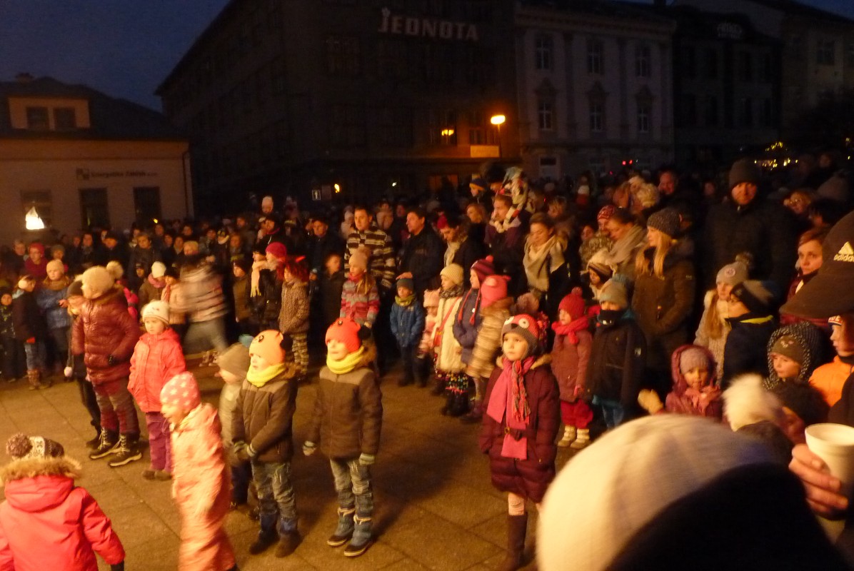 Mikuláš a rozsvěcení vánočního stromu 3.12.2017 Zábřeh