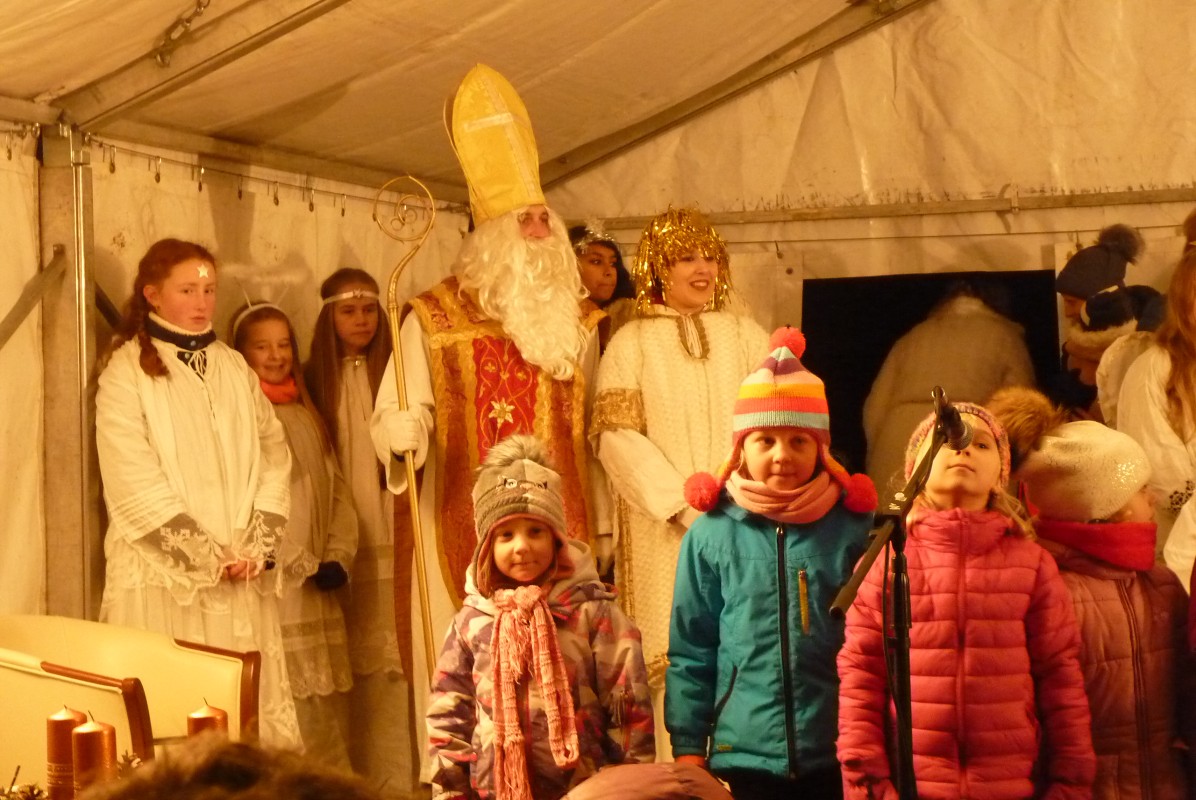 Mikuláš a rozsvěcení vánočního stromu 3.12.2017 Zábřeh