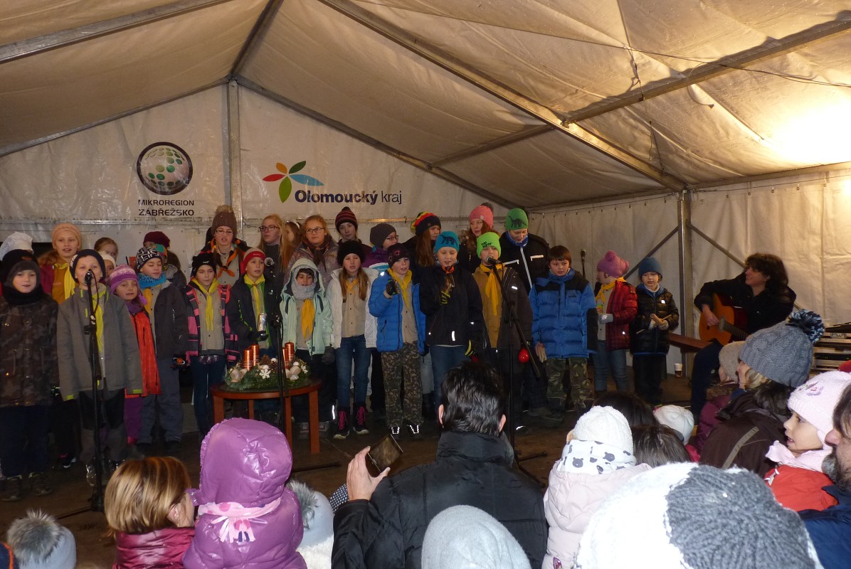 Mikuláš a rozsvěcení vánočního stromu 3.12.2017 Zábřeh