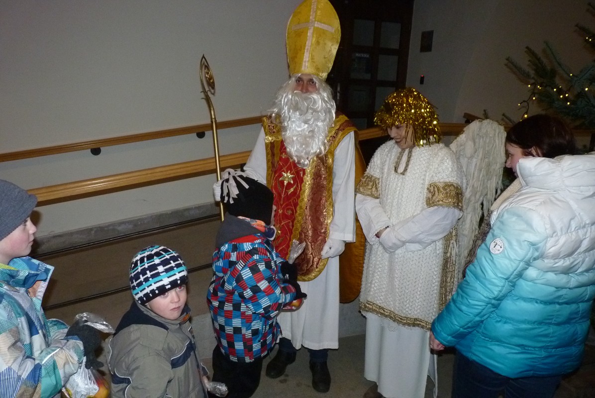 Mikuláš a rozsvěcení vánočního stromu 3.12.2017 Zábřeh